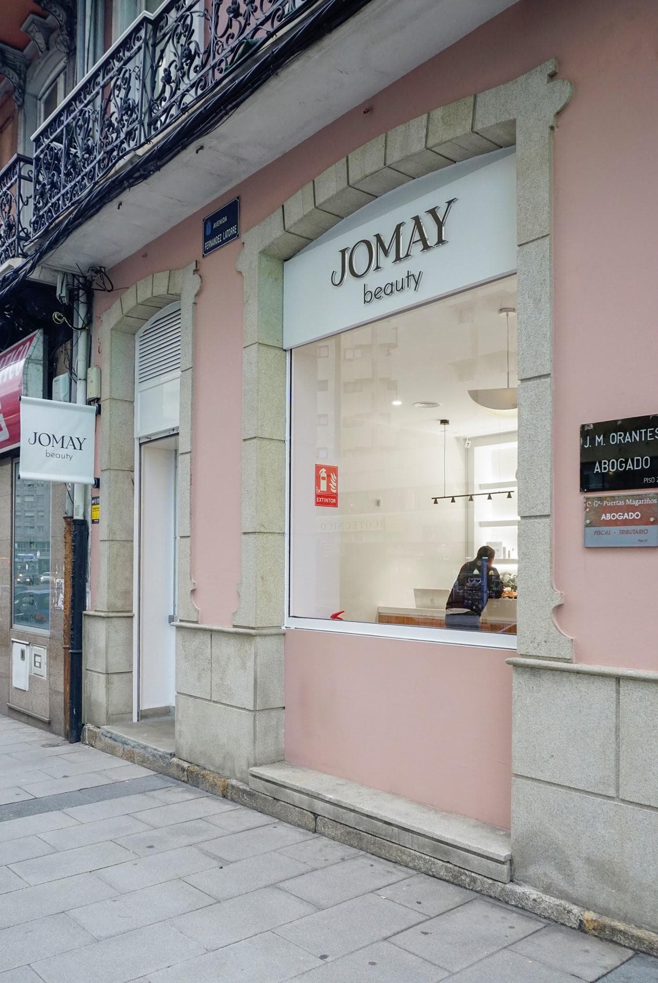 Instalaciones - Jomay Beauty